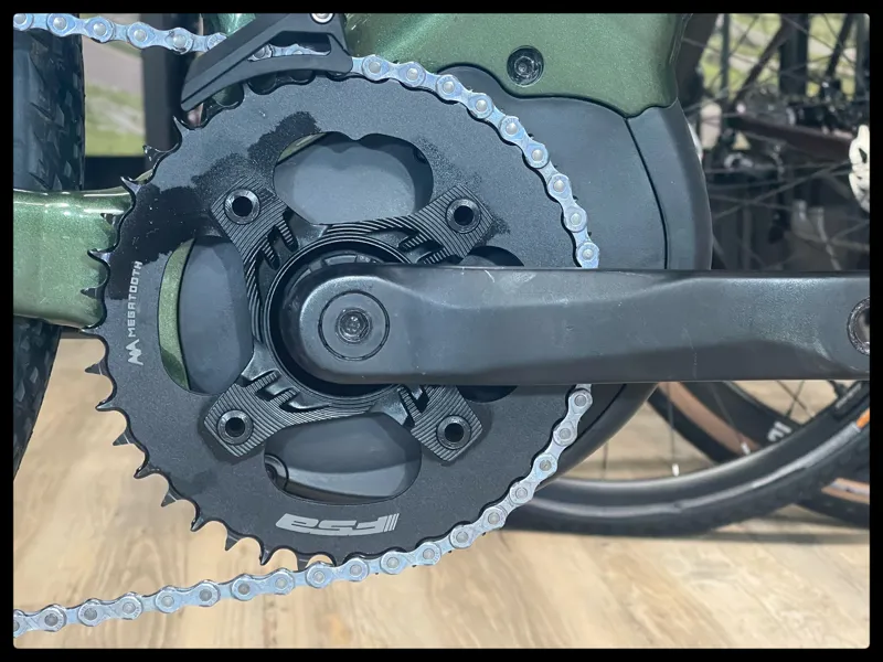 Revolt E+ Pro 25km/h Medium Army 2020-7